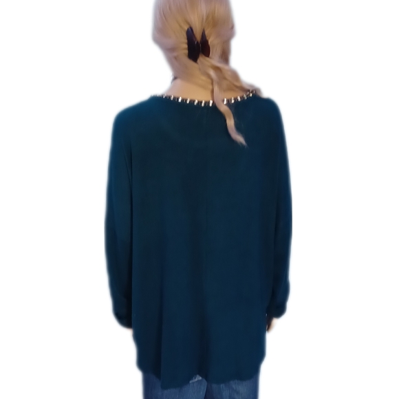 NEW! Jennifer Lopez keyhole top XXL - Picture 6 of 9